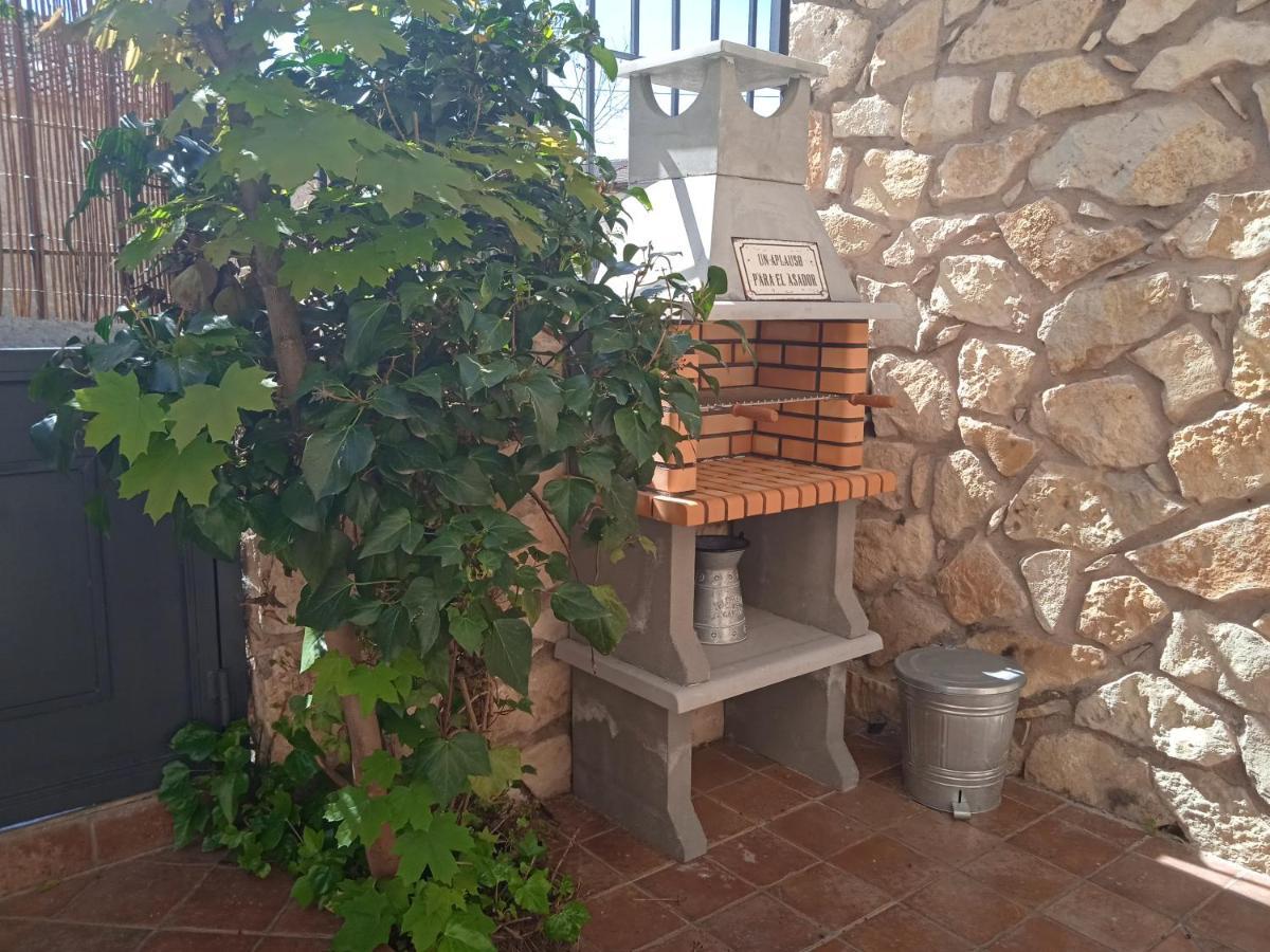 Гостевой дом Mis Cuatro Estaciones, Casa Boutique Сотос-де-Сепульведа Экстерьер фото